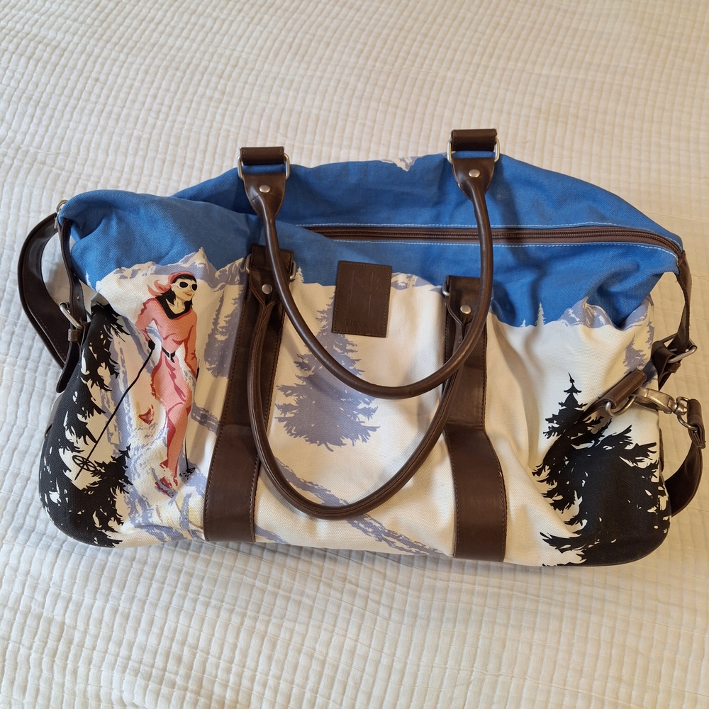 Women's The Neve Courchevel Ski Illustration Weekender Tote Bag